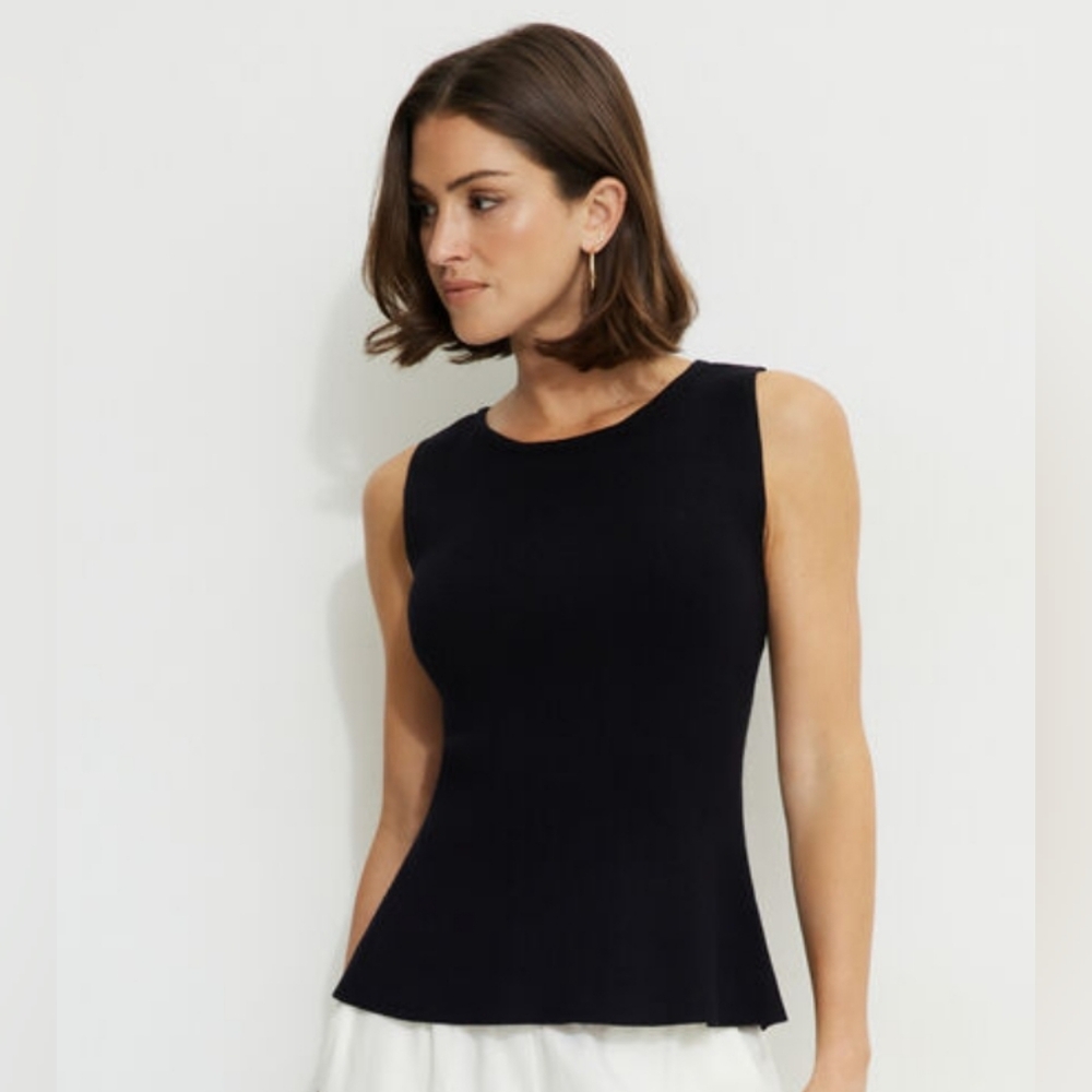 Dynamite Black Button-Front Tank Top